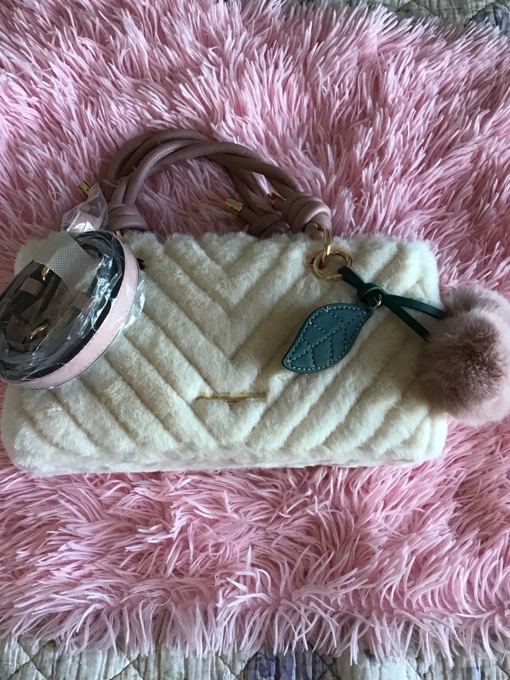 NWT Aldo White Quilted Shoulder Faux Fur Bag Pink Handles and Leaf pompon Charm